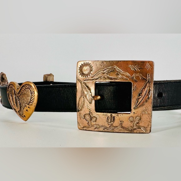 Accessories - Vintage 1990 Justin Belt Cowhide Black Leather Metal Heart Horse Badge Boot Sz32
